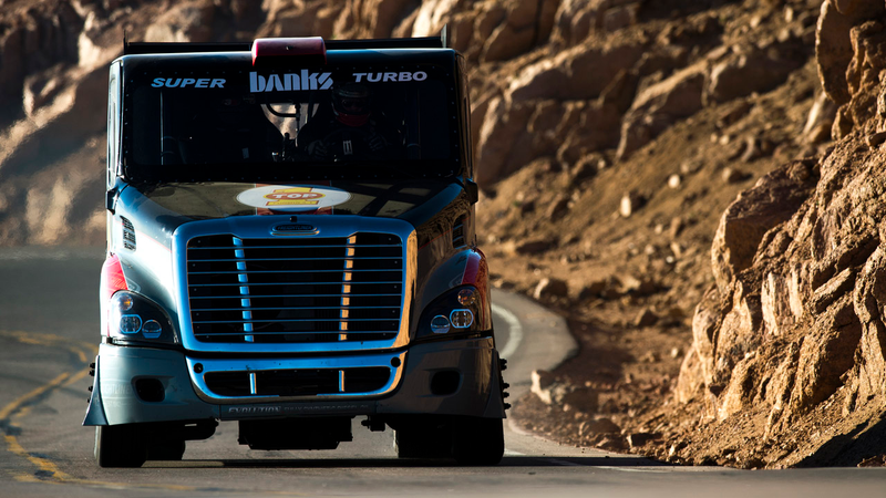 Illustration for article titled Mike Ryan has crashed his Freightliner at Pikes Peak